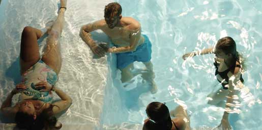 shutterstock piscine béton