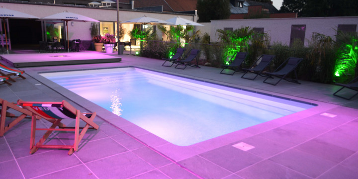 shutterstock piscine béton